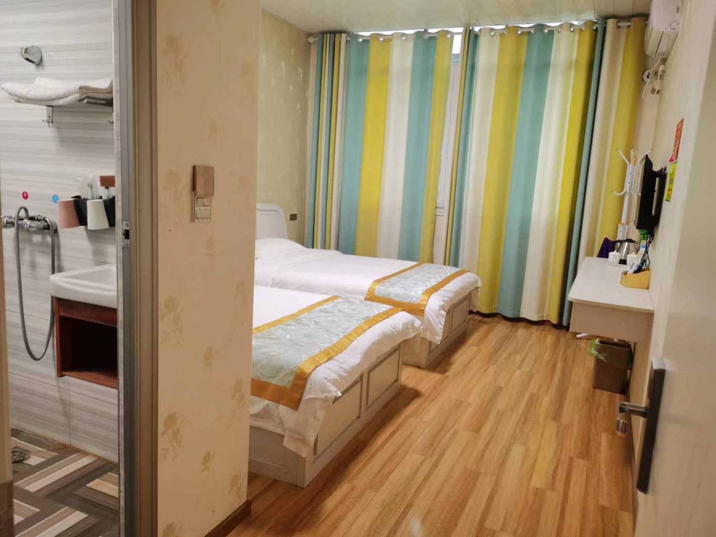 龙门客栈(花石路店)