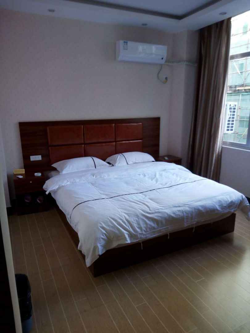 昭通月凡公寓(兴兴商业街店)