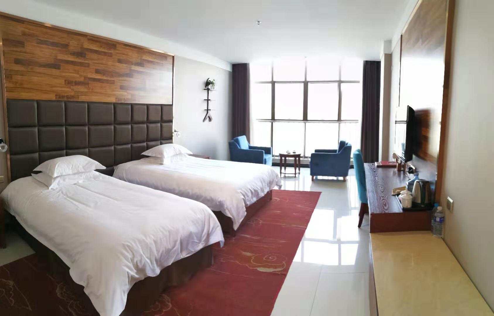 東營(yíng)河畔假日酒店