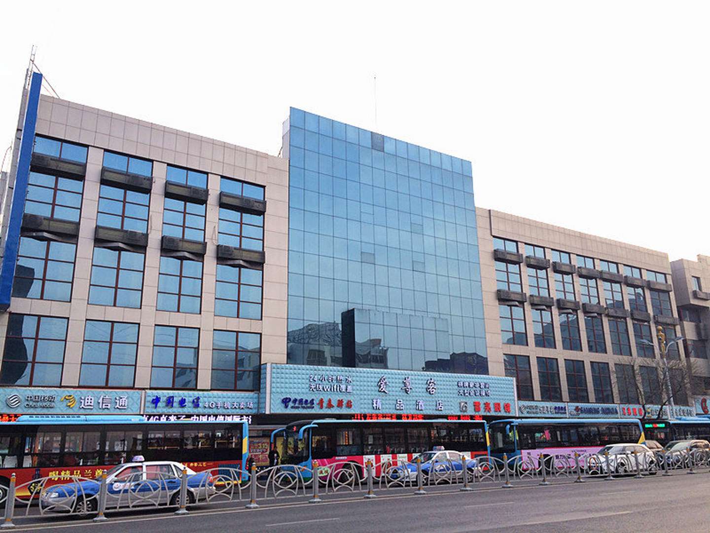 爱尊客精品酒店(东营振华商厦店)