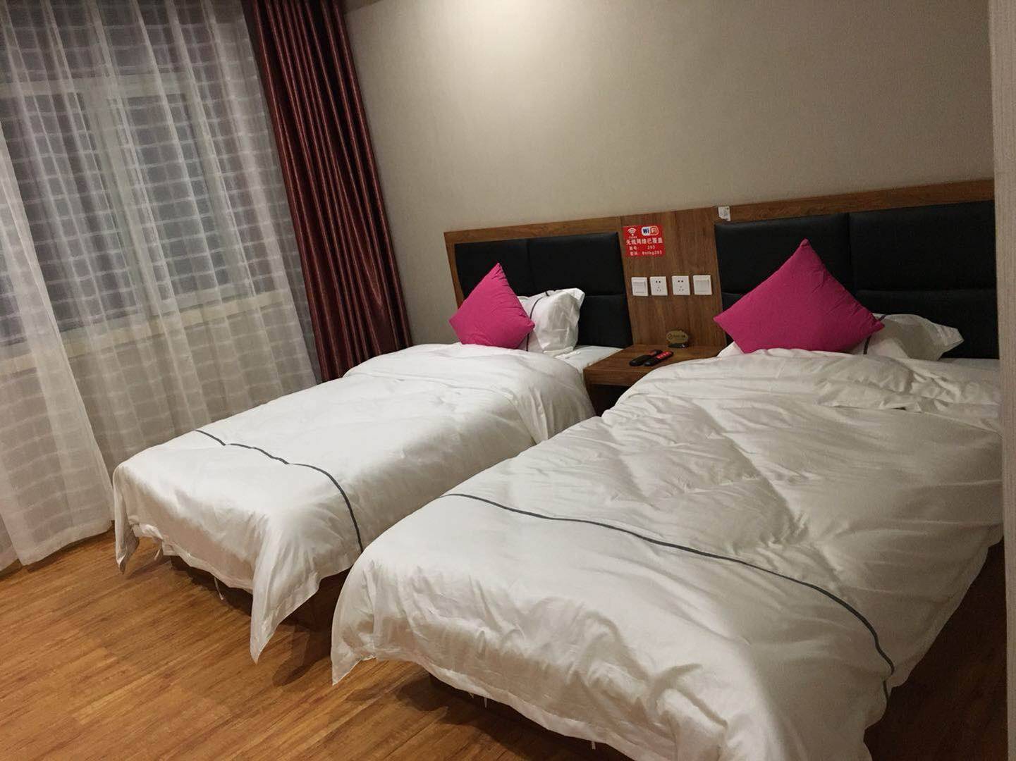 曲周农机宾馆(振兴东路店)