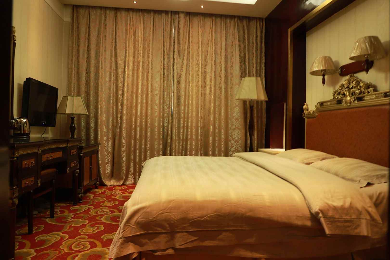 大红楼宾馆(稷峰东街店)