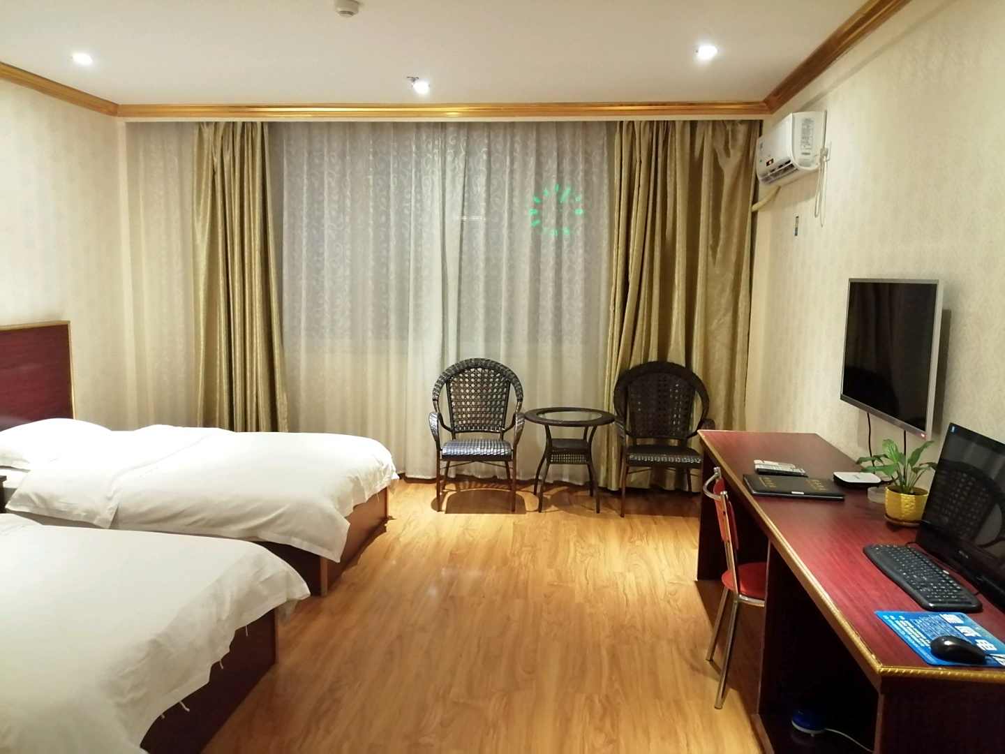 昭平翔龙商务宾馆
