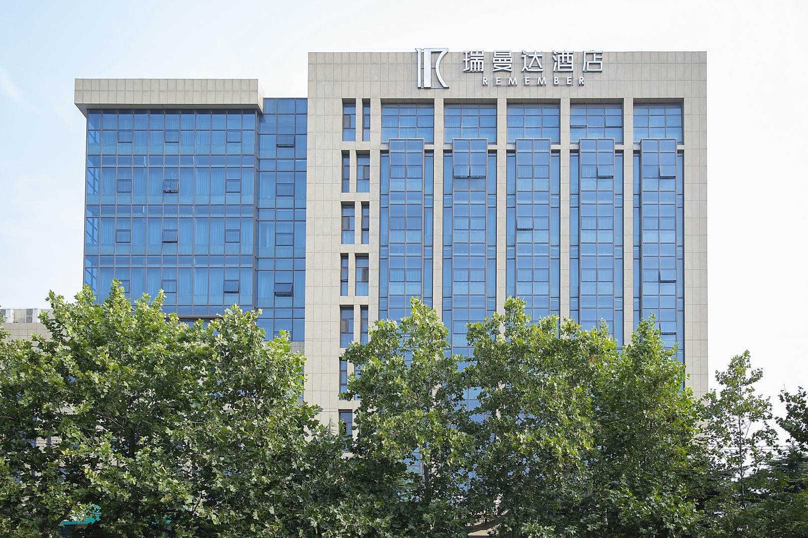 瑞曼大酒店(胶州火车站店)