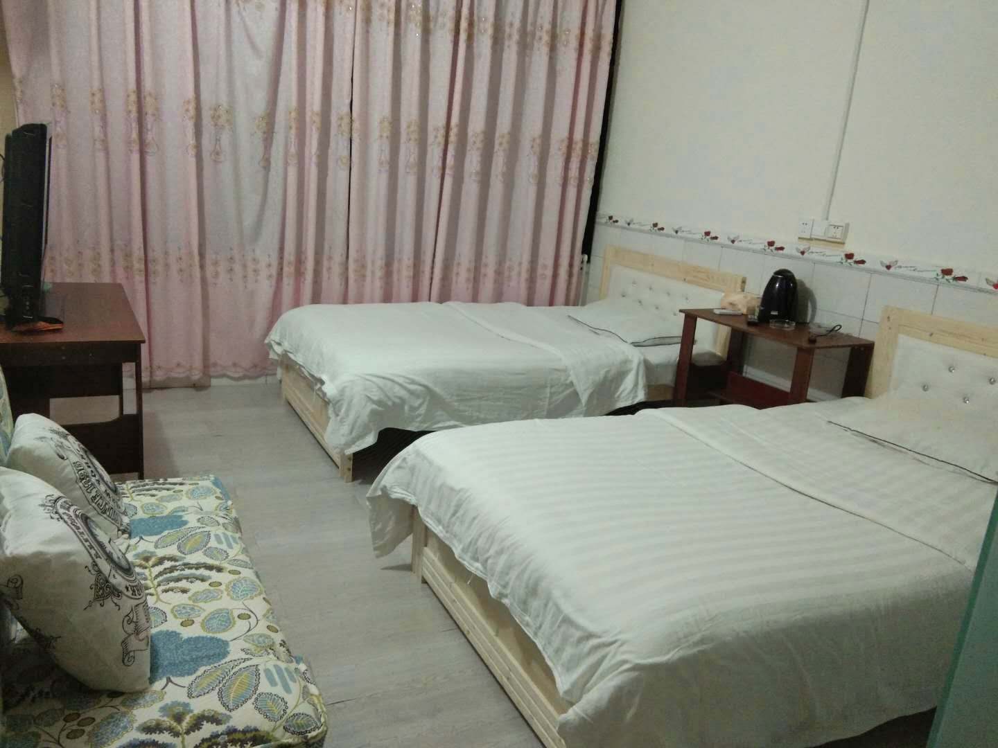 平昌明月旅馆