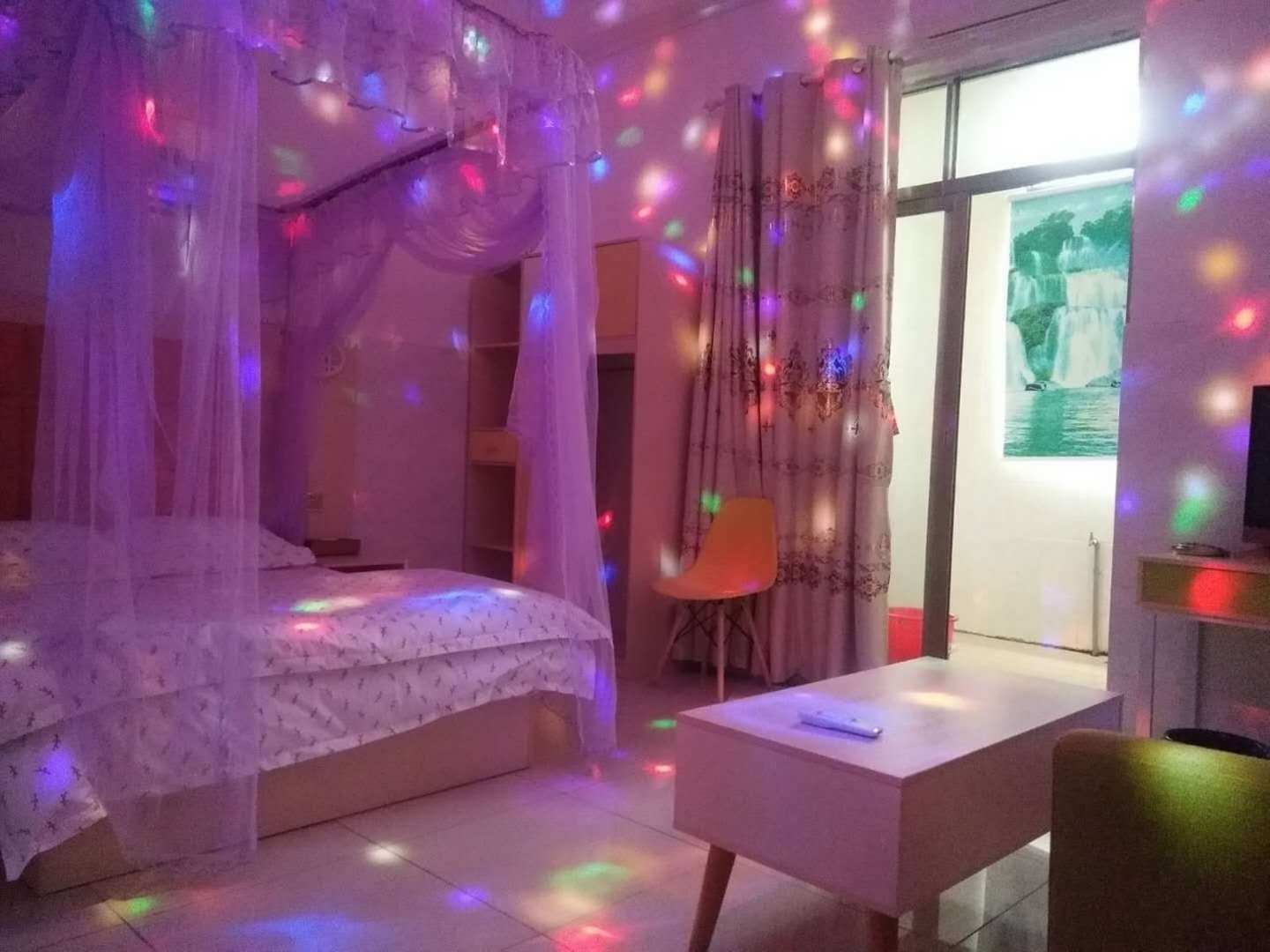 尚+青年公寓