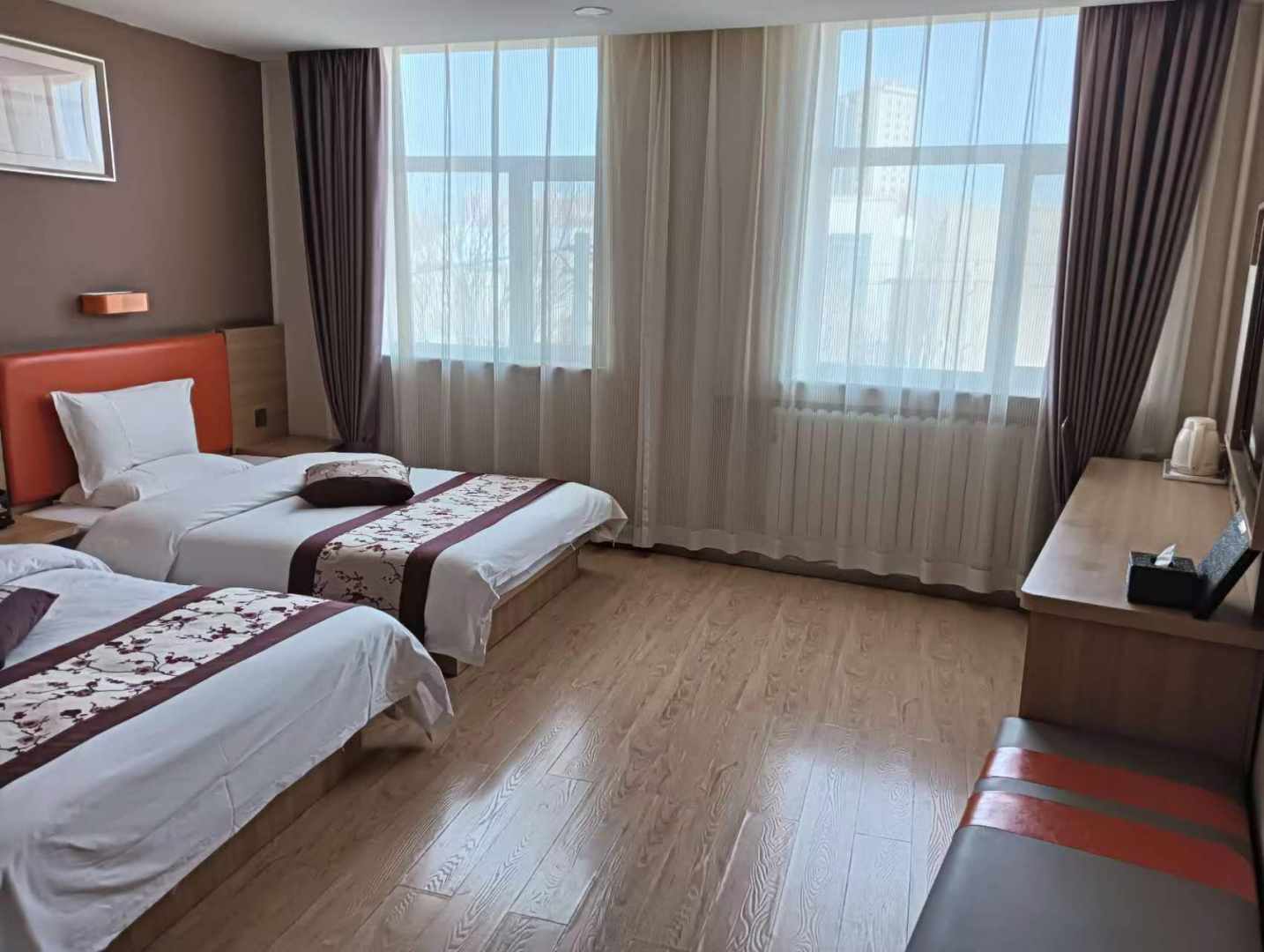 格尔木怡景品质酒店