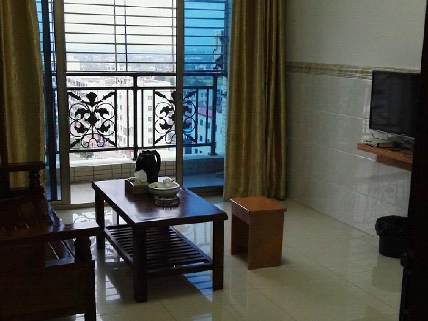 陆丰龙盛公寓