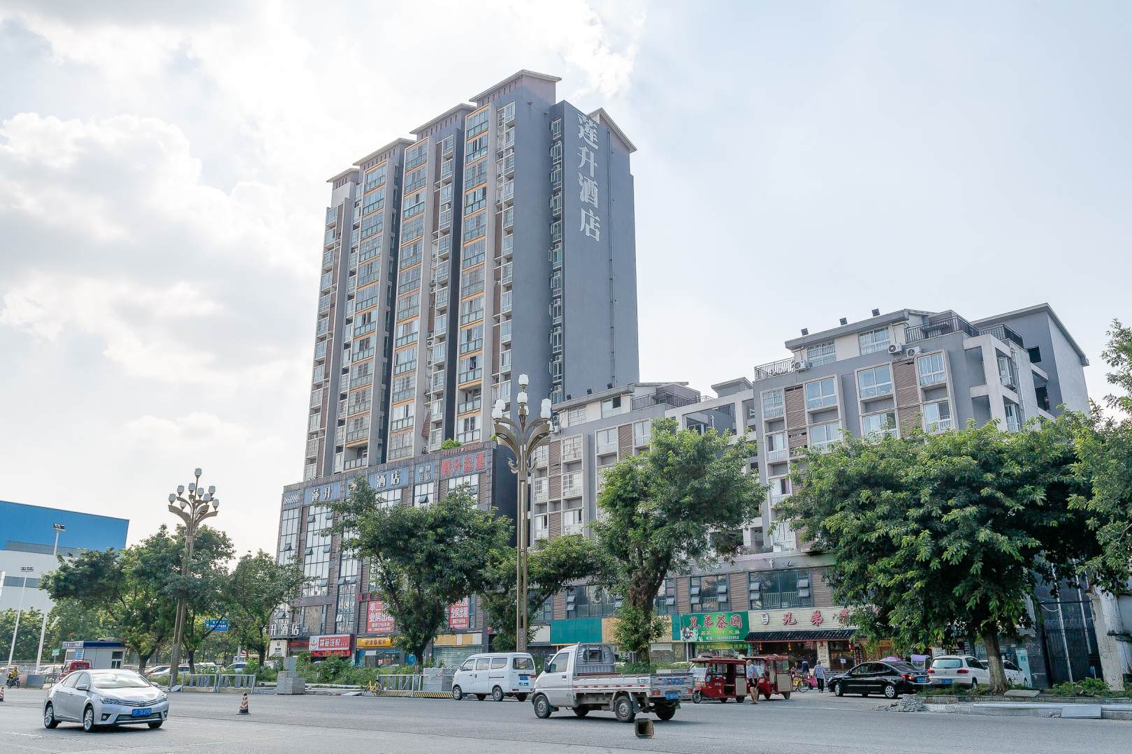 莲升酒店(德什路口店)