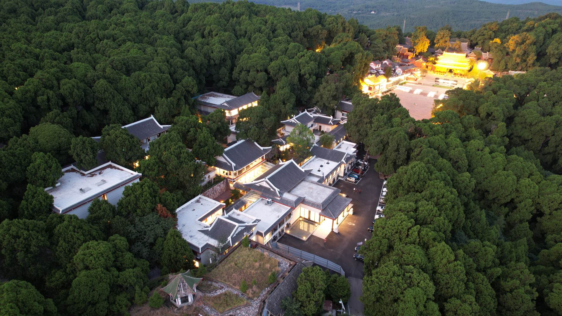 七曲山大酒店