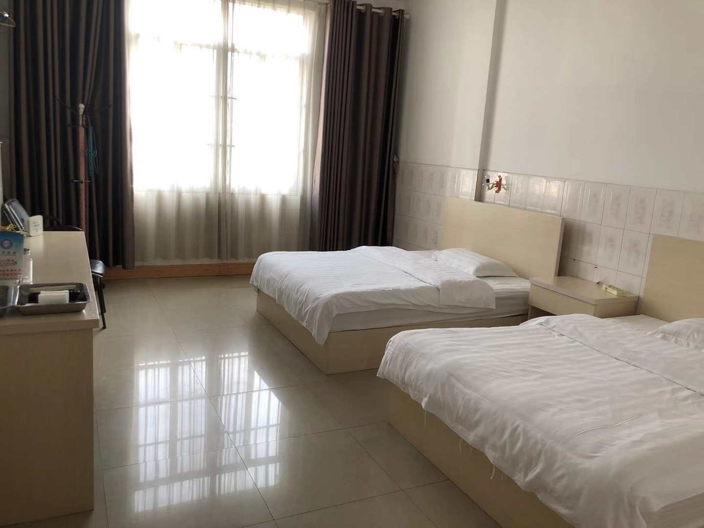 富丽鸿商务宾馆