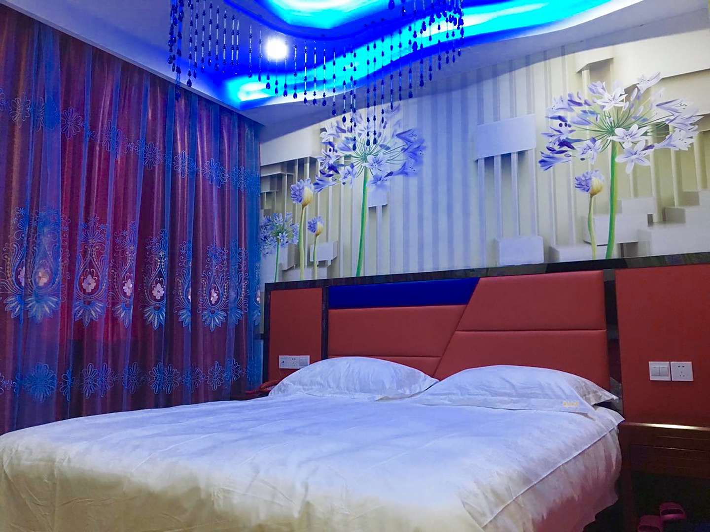 伤害嘉友时尚旅店