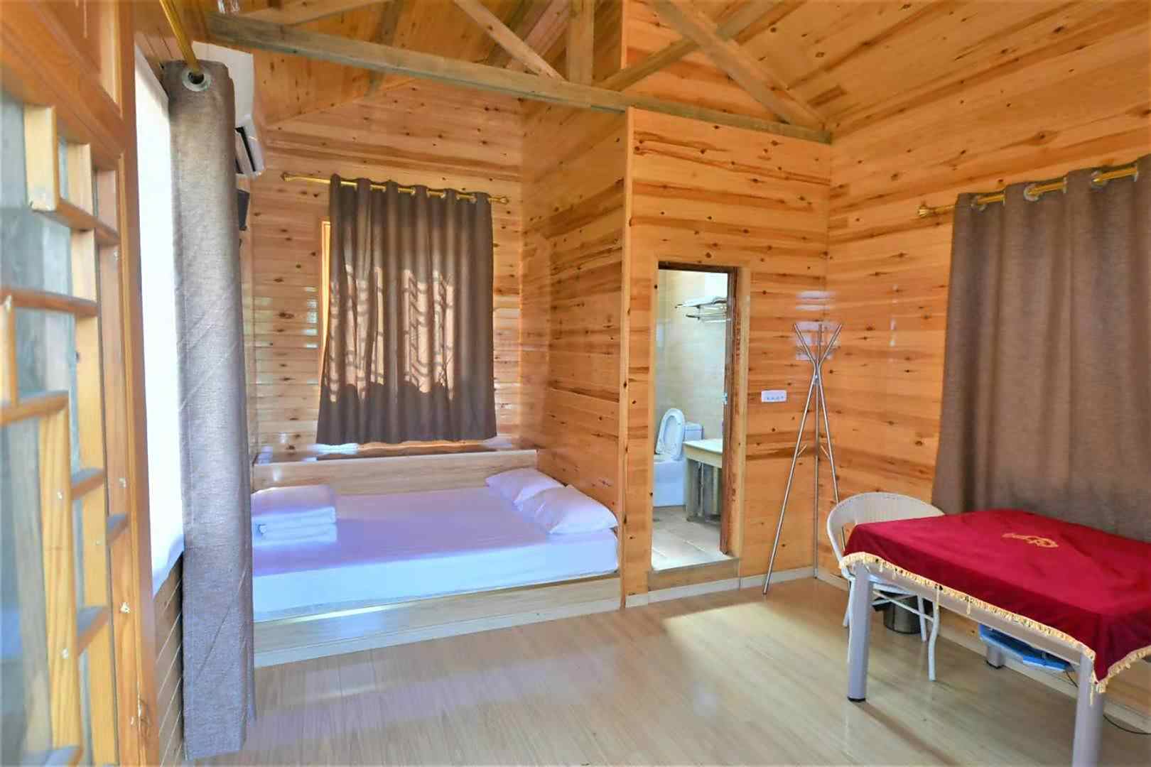 华蓥山森林人家客栈