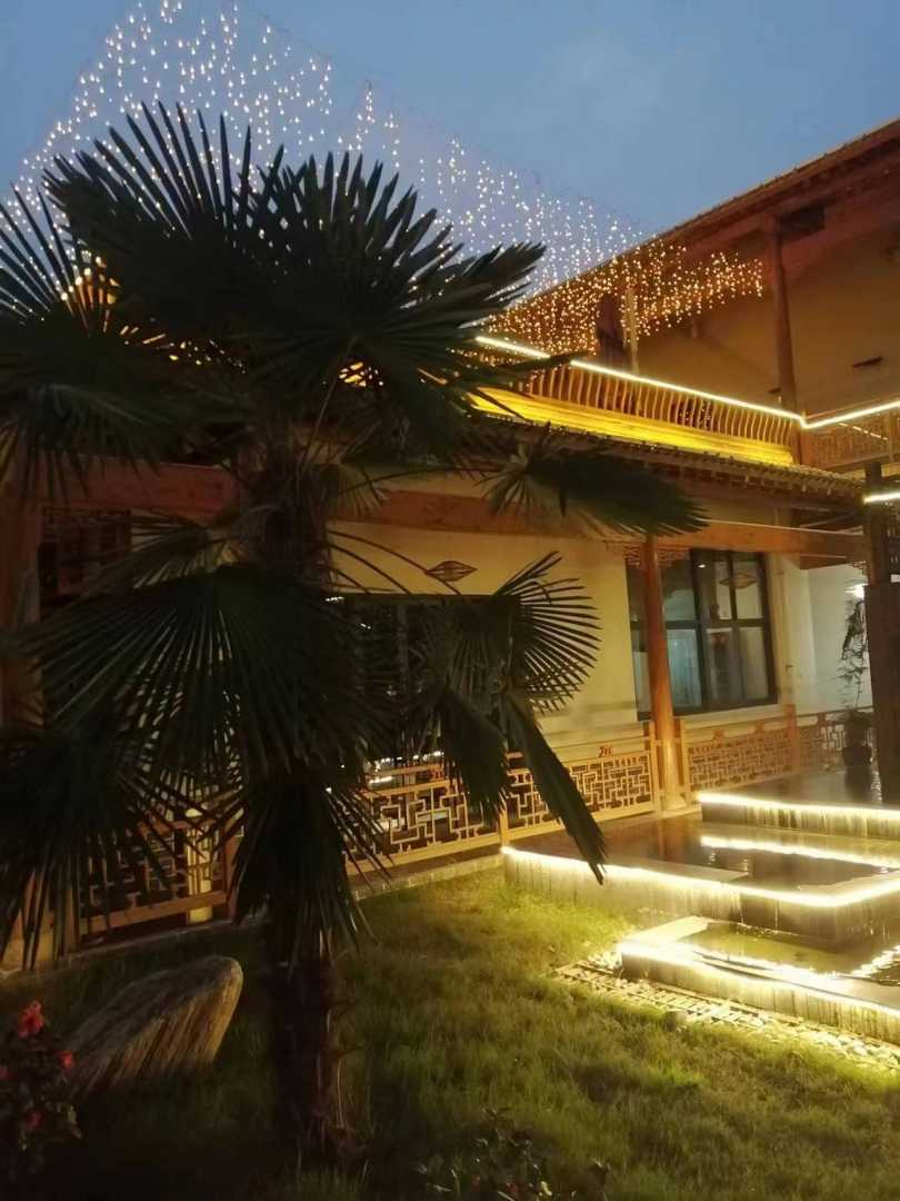 清风徐来水一方客栈