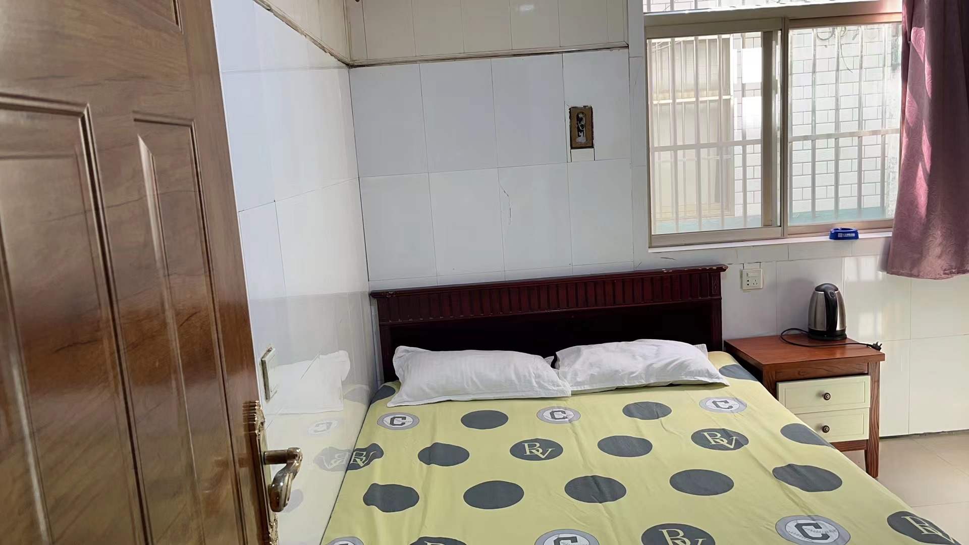 龙江旅社