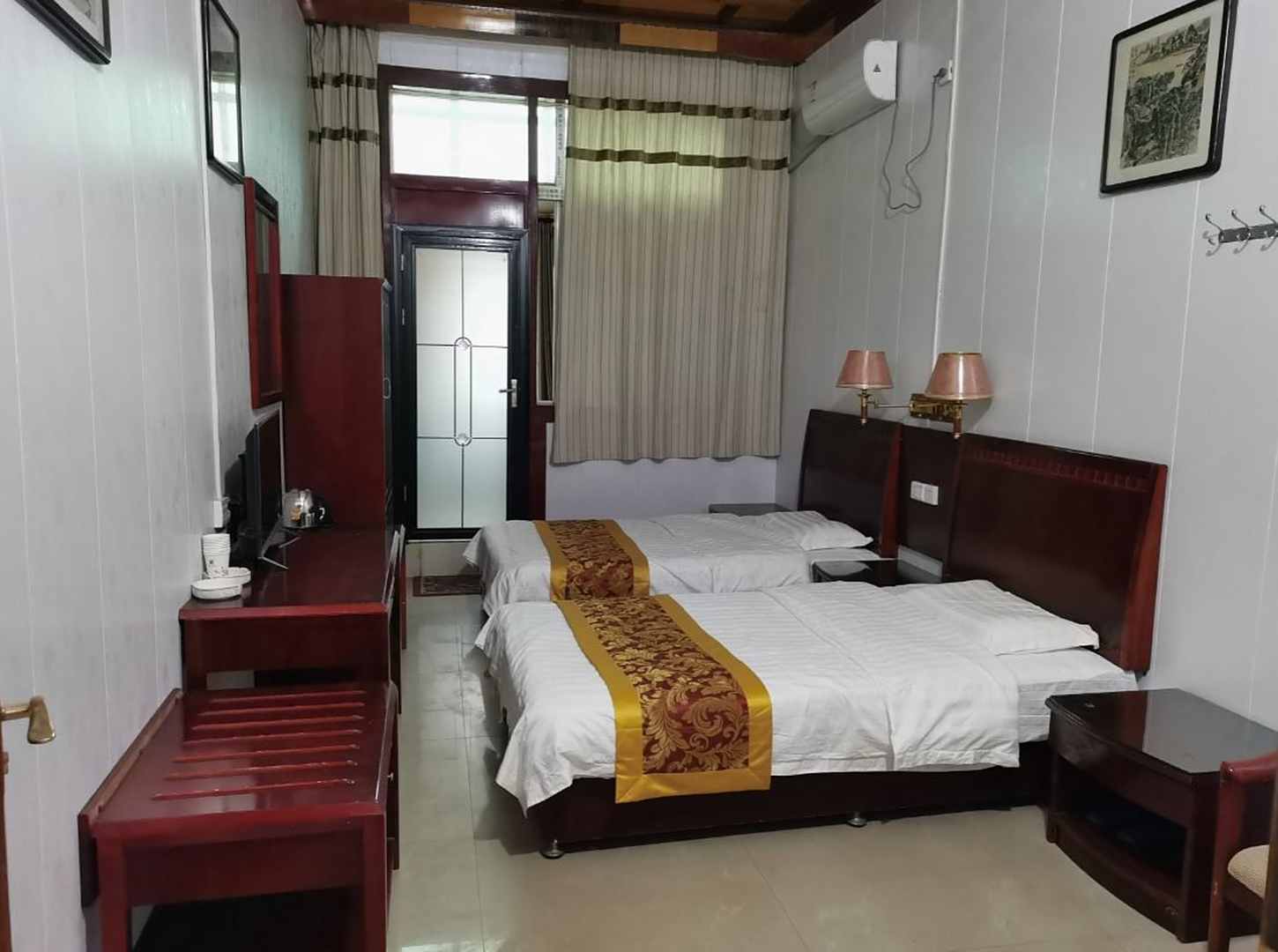 阳光商务宾馆