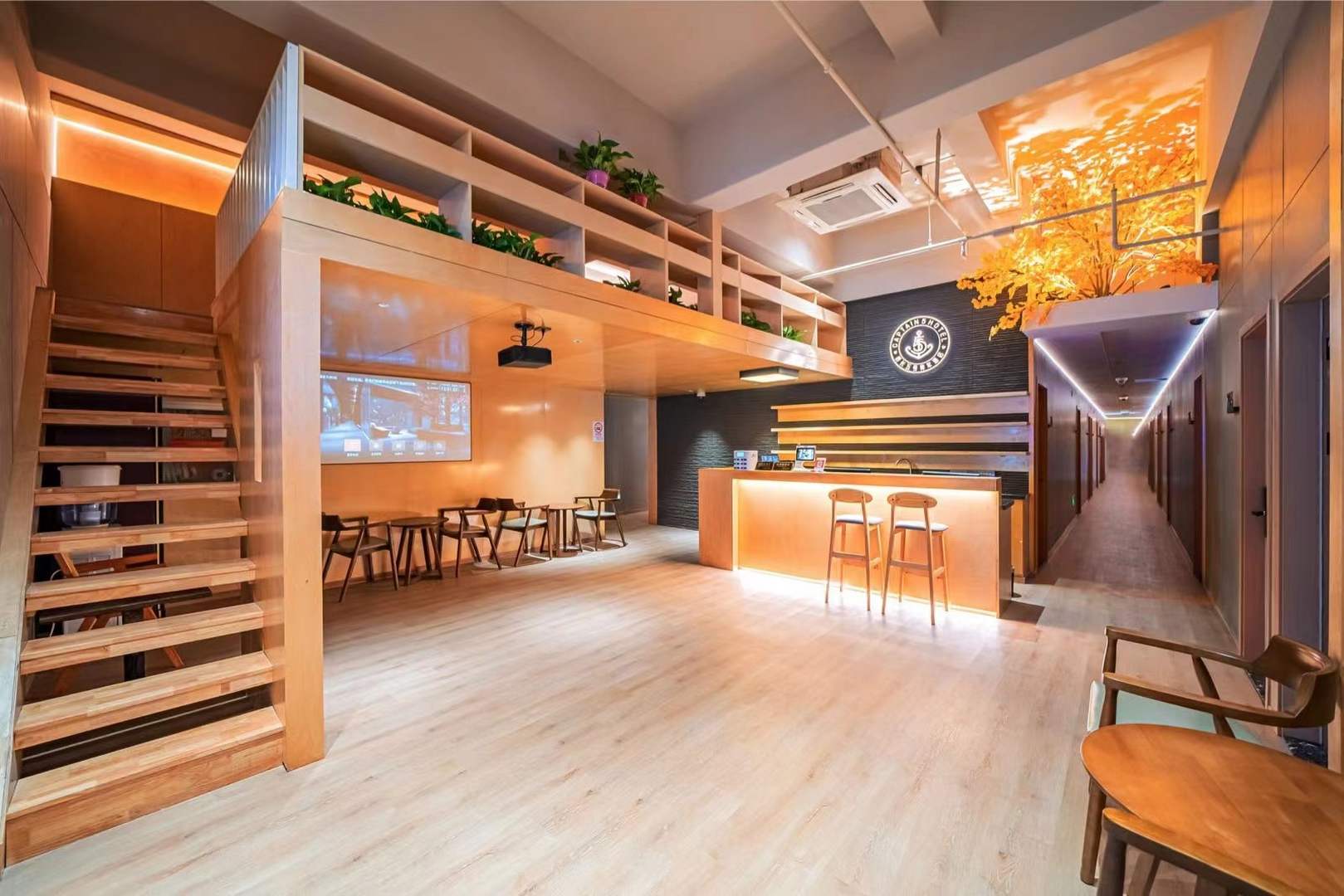 艾巢时尚宾馆(上海桂林路地铁站店)