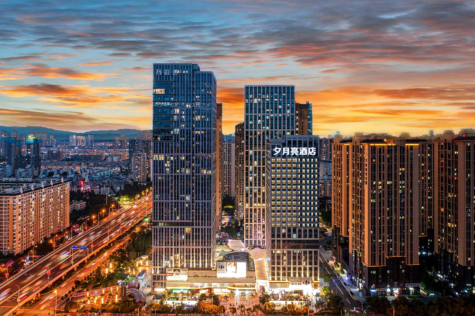 广西月亮酒店(昆明同德广场财大店)