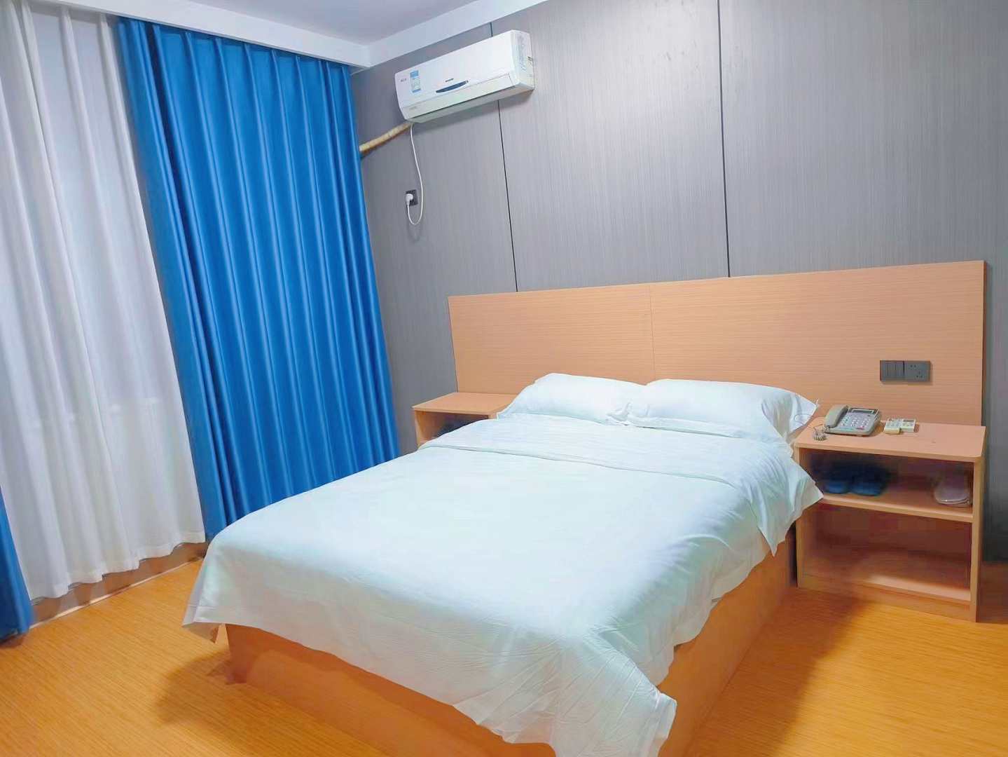 江南春宾馆(济宁火炬路店)