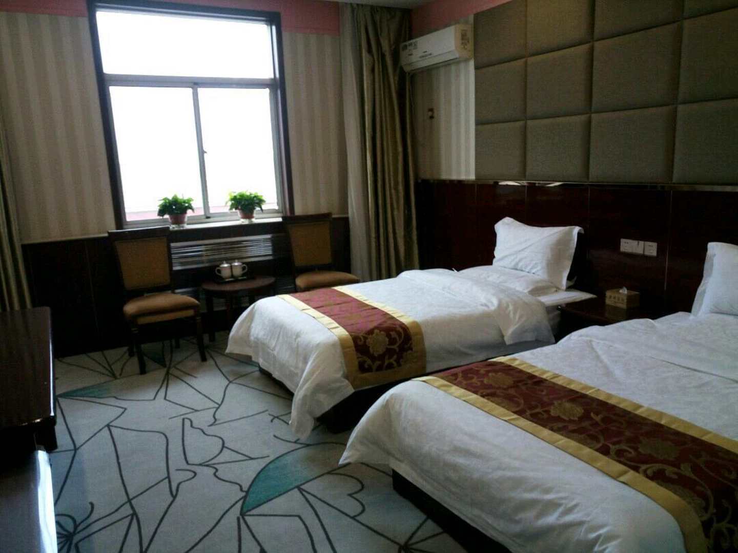 宏源宾馆(辽山路店)