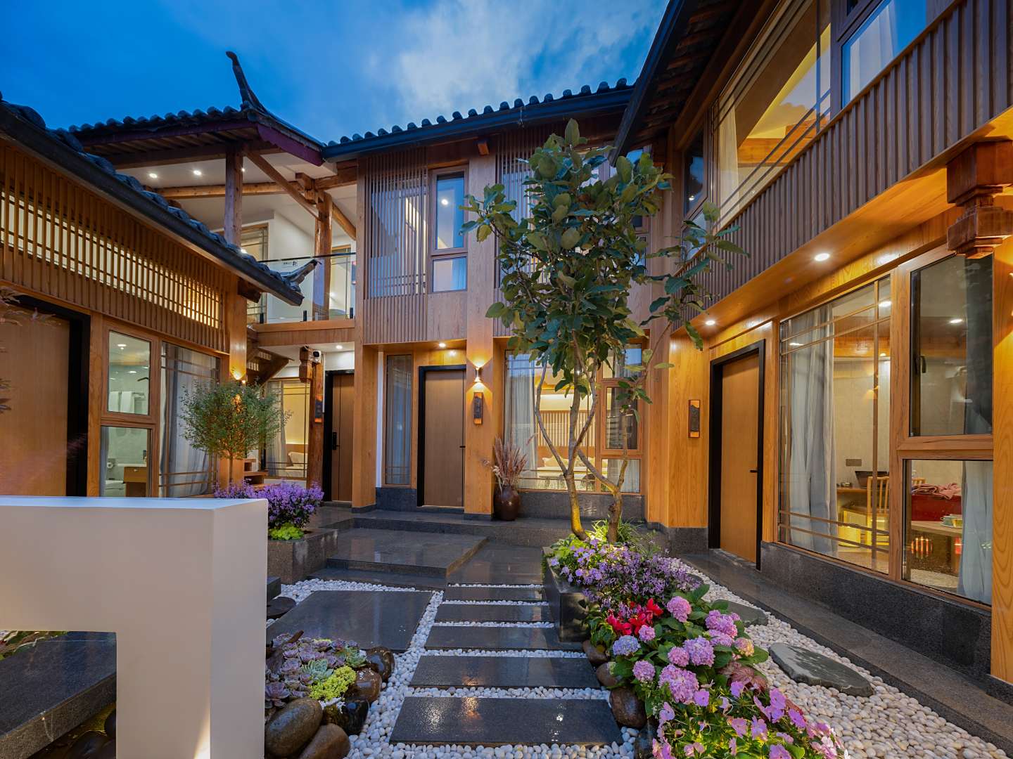 郦江古城四方街山有楠舍Luxury Guesthouse智能设计轻奢美宿