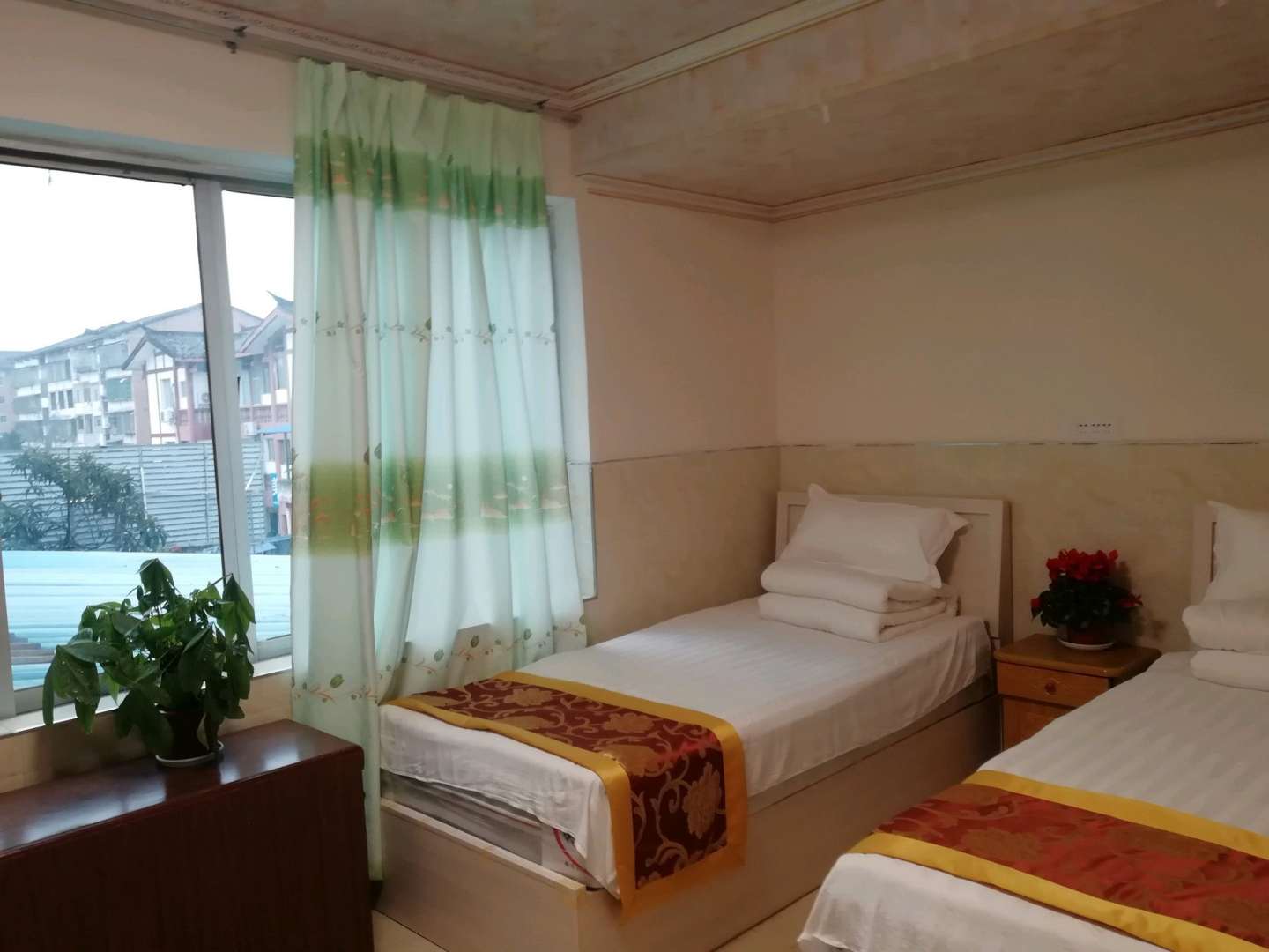 邱蓉农家乐