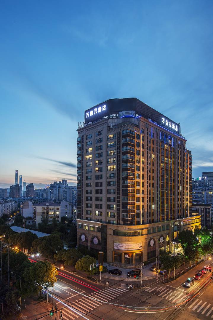上海万信R酒店