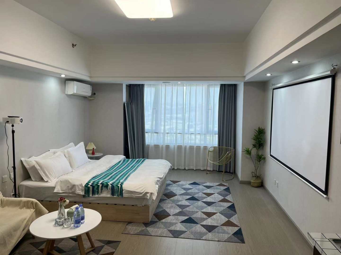 绵阳常来常往九点式公寓