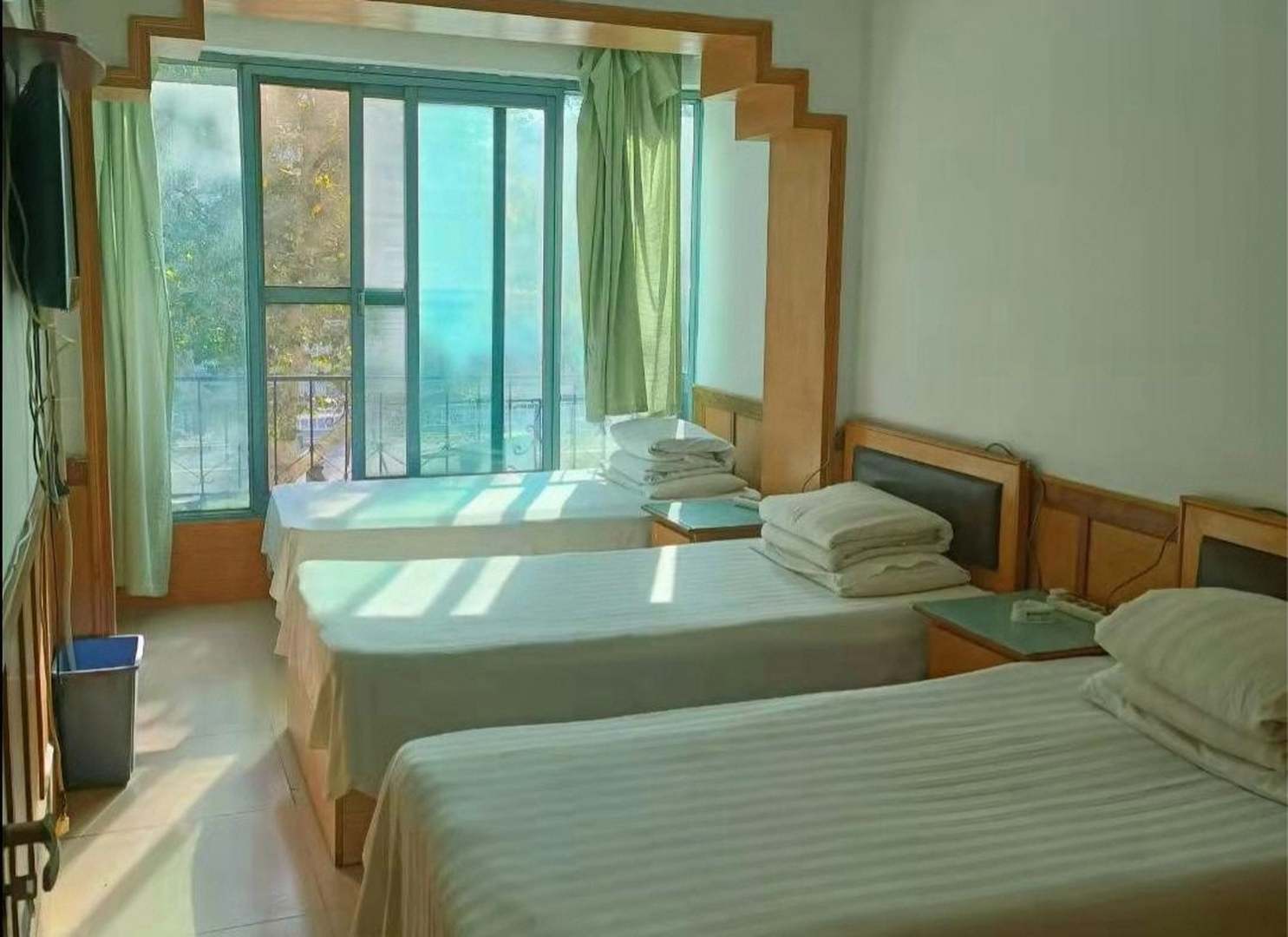 威海勇强旅社
