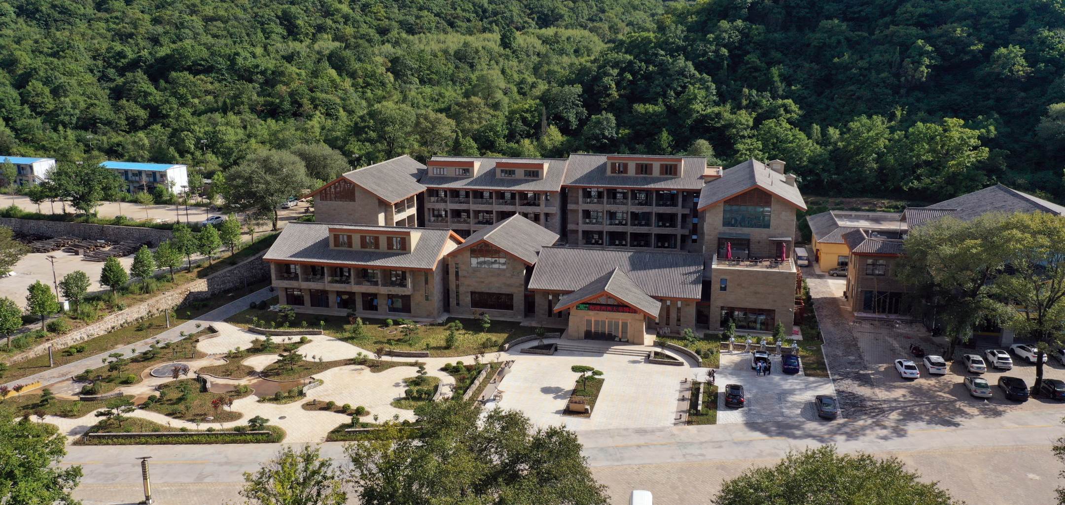 铜川溪山易居酒店
